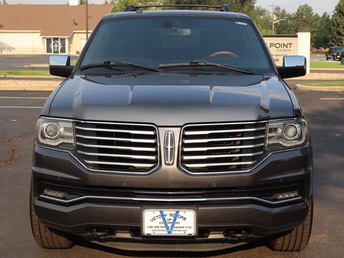 Used 2015 Lincoln Navigator 4WD image 12