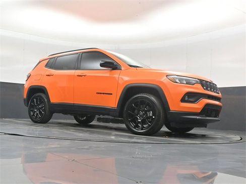New 2026 Jeep Compass Latitude image 37
