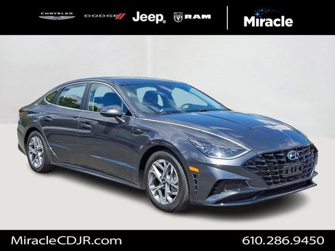 Used 2023 Hyundai Sonata SEL image 1