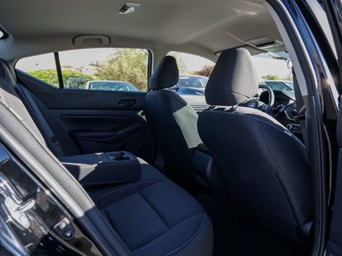 Used 2025 Nissan Altima 2.5 S image 21