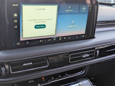 New 2026 Lincoln Aviator 2WD w/ Jet Appearance Package image 18