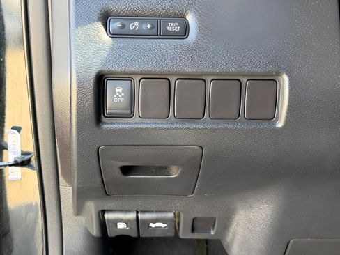 Used 2015 Nissan Murano S w/ Navigation Package image 40