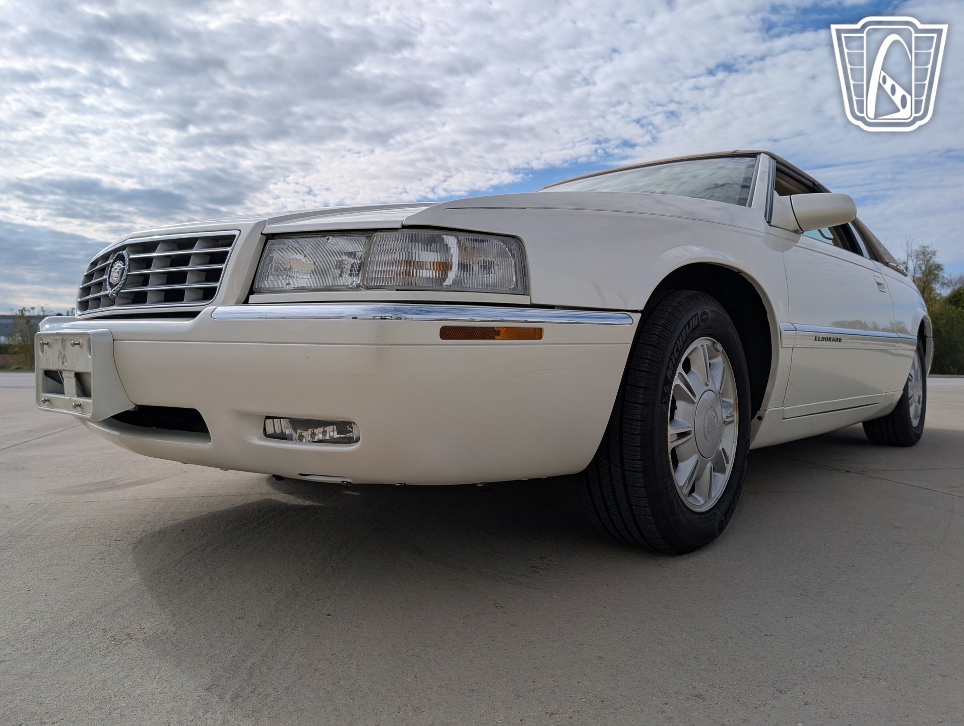 Used 1995 Cadillac Eldorado FWD image 4