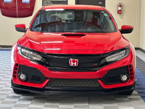 Used 2018 Honda Civic Type R image 9