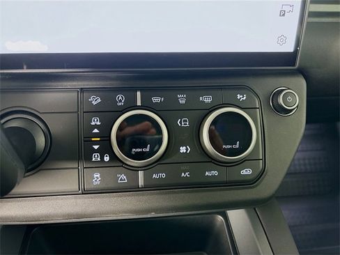 New 2026 Land Rover Defender 110 S image 17