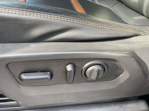 Used 2021 GMC Sierra 2500 AT4 w/ Gooseneck/5TH Wheel Package image 17