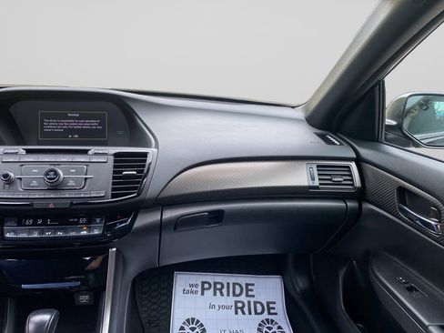 Used 2017 Honda Accord Sport image 28