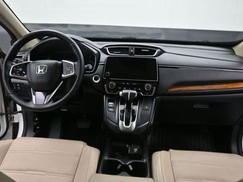 Used 2018 Honda CR-V Touring image 14