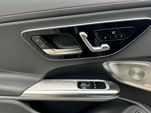 New 2026 Mercedes-Benz CLE 53 AMG 4MATIC Coupe image 13