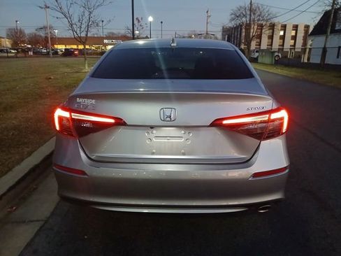 Used 2023 Honda Civic Sport image 12