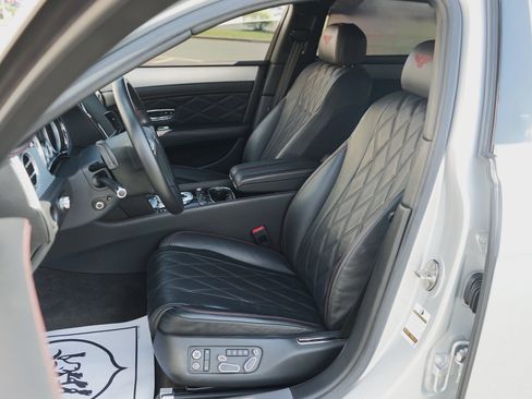 Used 2014 Bentley Flying Spur W12 AWD/4WD image 16