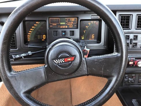 Used 1989 Chevrolet Corvette Convertible RWD image 34