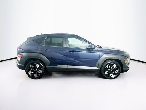 Used 2025 Hyundai Kona SEL image 10