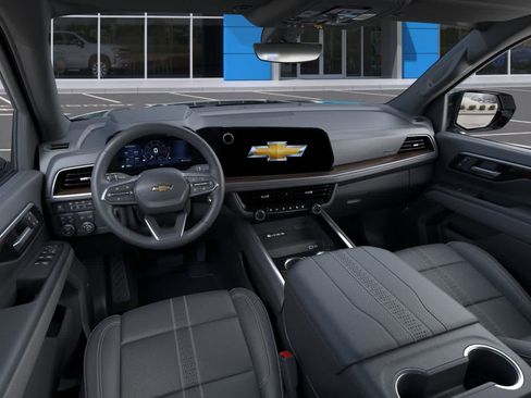 New 2026 Chevrolet Suburban High Country w/ Sun And Tow Package AWD/4WD image 15