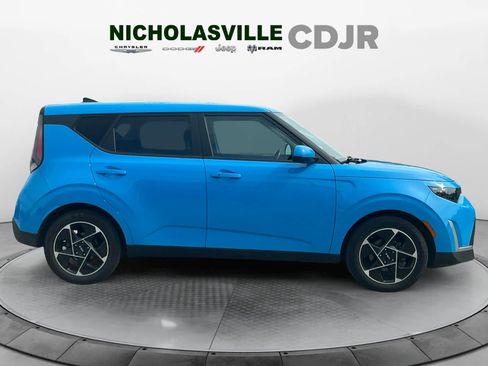 Used 2024 Kia Soul EX FWD image 6