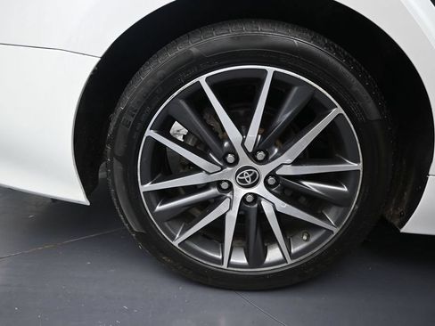 Used 2022 Toyota Camry XLE w/ Cold Weather Package FWD image 41