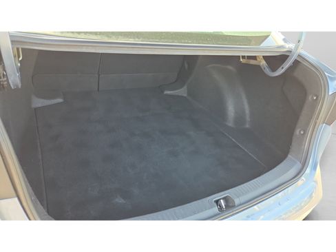 Used 2024 Toyota Corolla LE FWD image 13