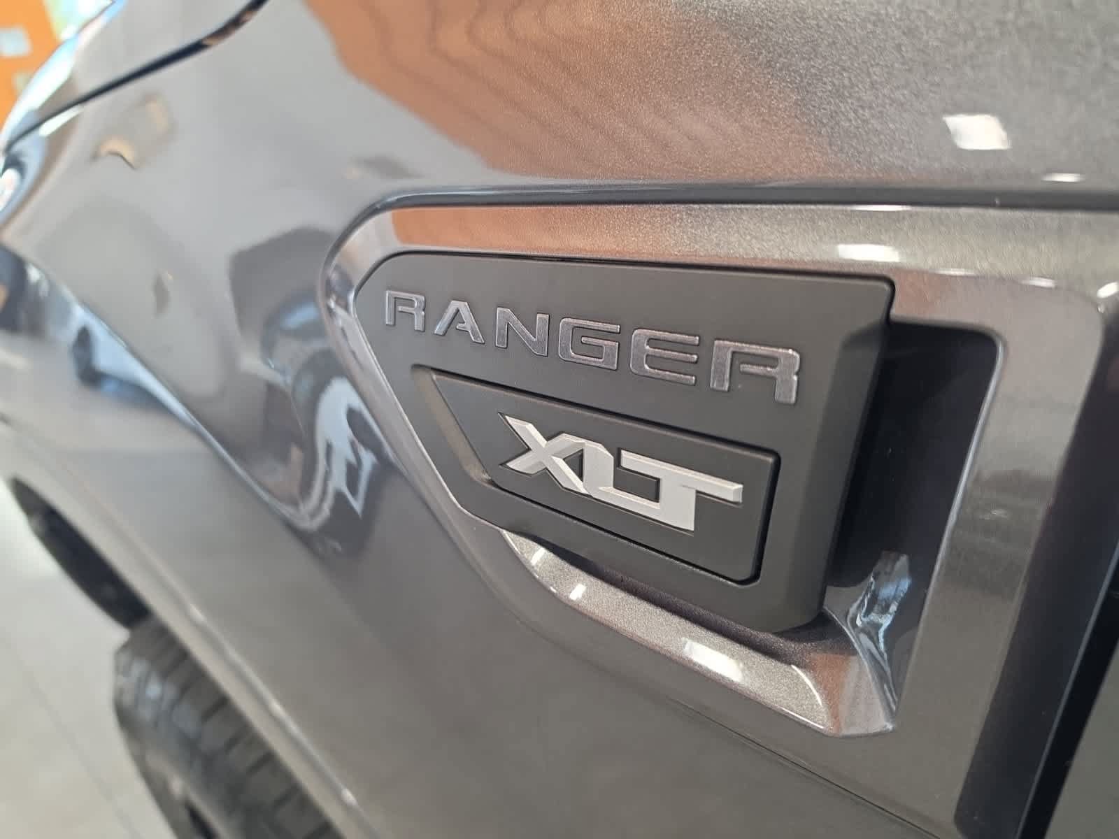 Used 2019 Ford Ranger XLT w/ Equipment Group 301A Mid AWD/4WD image 16