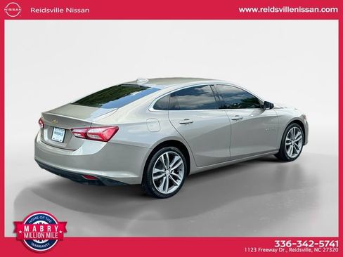 Used 2022 Chevrolet Malibu LT FWD image 6