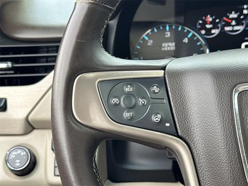 Used 2018 GMC Yukon Denali w/ Denali Ultimate Package image 9