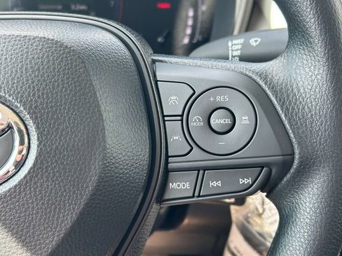 Certified 2026 Toyota Corolla LE FWD image 33