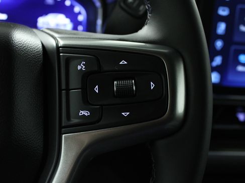 Used 2025 Chevrolet Silverado 2500 LT image 21