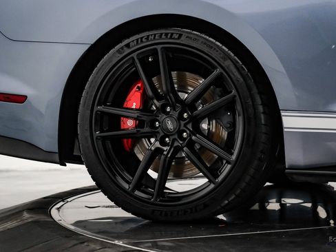 Used 2022 Ford Mustang Shelby GT500 w/ Technology Package image 57