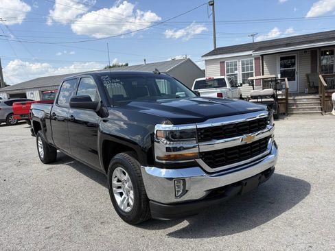 Used 2017 Chevrolet Silverado 1500 LT w/ All Star Edition AWD/4WD image 6