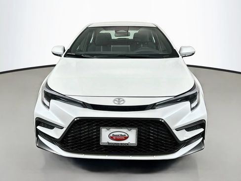Used 2026 Toyota Corolla SE w/ SE Package FWD image 2