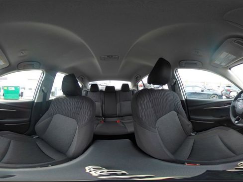 Used 2025 Toyota Camry LE image 41