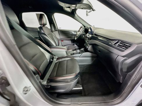 Used 2025 Ford Escape ST-Line FWD image 29