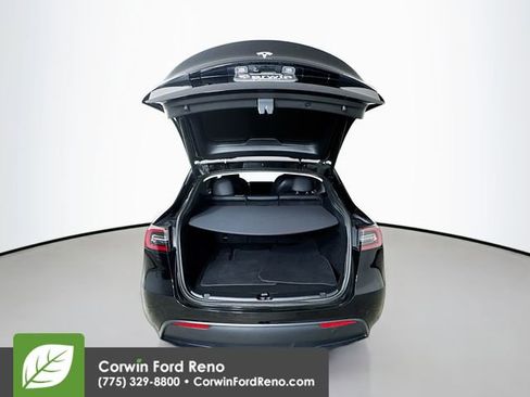 Used 2024 Tesla Model Y Long Range image 26