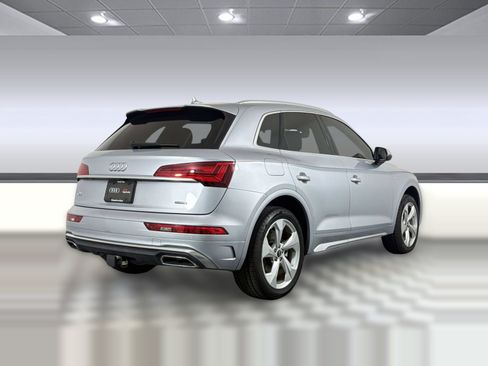 Certified 2023 Audi Q5 2.0T Premium Plus w/ Premium Plus Package AWD/4WD image 9
