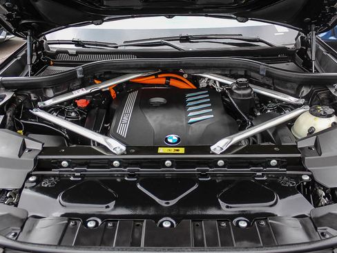 Certified 2023 BMW X5 xDrive45e w/ M Sport Package AWD/4WD image 33