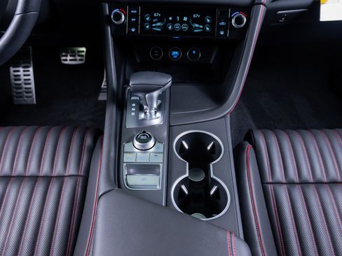 Used 2026 Genesis G70 3.3T Sport Prestige image 28