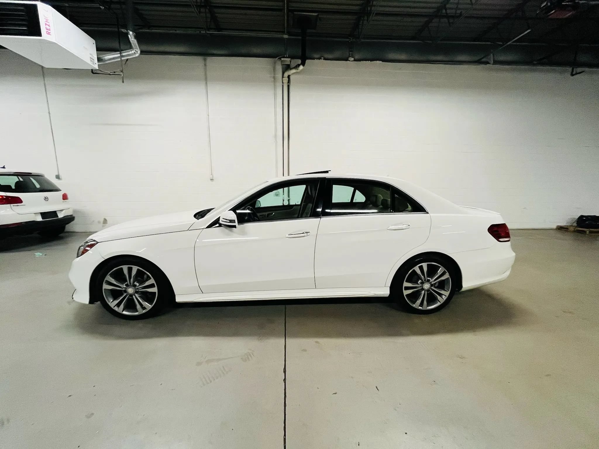 Used 2014 Mercedes-Benz E 350 Sedan image 5