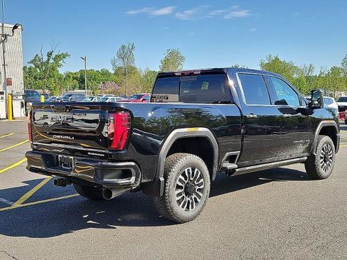 New 2026 GMC Sierra 2500 Denali Ultimate AWD/4WD image 6