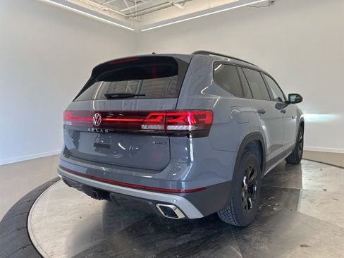 New 2026 Volkswagen Atlas Peak Edition AWD/4WD image 7