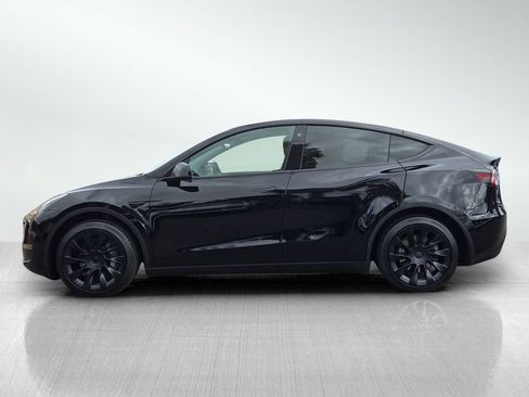 Used 2023 Tesla Model Y Long Range AWD/4WD image 8