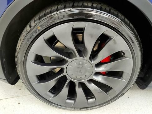 Used 2023 Tesla Model Y Performance AWD/4WD image 76
