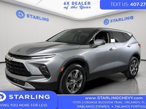 Used 2023 Chevrolet Blazer LT FWD image 1