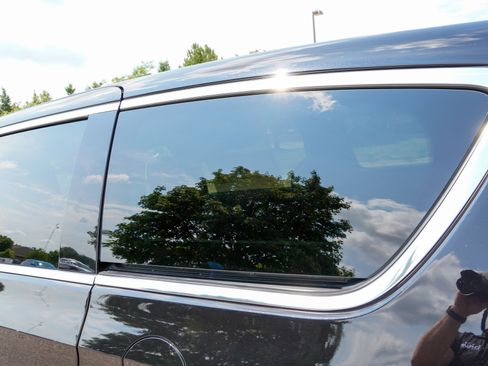 Used 2026 Chrysler Pacifica Select FWD image 38