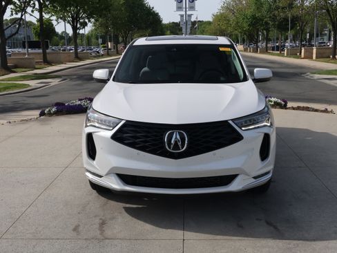 Used 2025 Acura RDX SH-AWD w/ Advance Package image 3