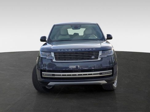 New 2026 Land Rover Range Rover SE image 2