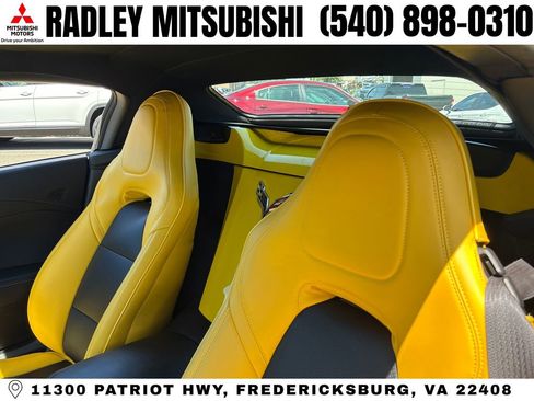Used 2014 Chevrolet Corvette Stingray Convertible w/ 2LT Preferred Equipment Group RWD image 2