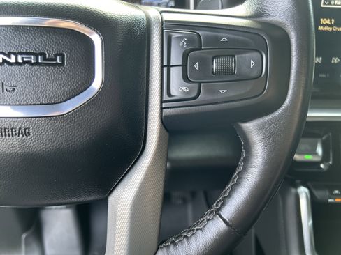 Used 2022 GMC Sierra 1500 Denali w/ Denali Reserve Package image 21
