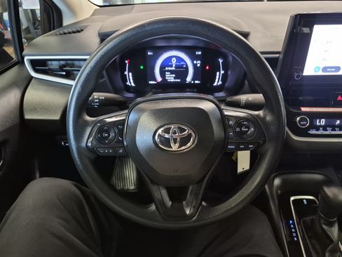 Used 2026 Toyota Corolla LE FWD image 26