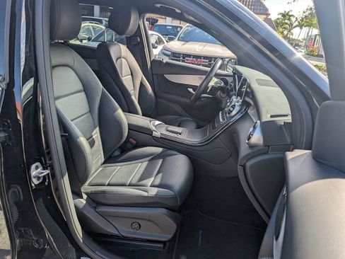 Used 2022 Mercedes-Benz GLC 300 GLC 300 image 19