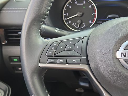 Used 2022 Nissan Sentra SV image 29