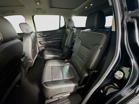 Used 2021 GMC Acadia Denali w/ Denali Technology Package image 25